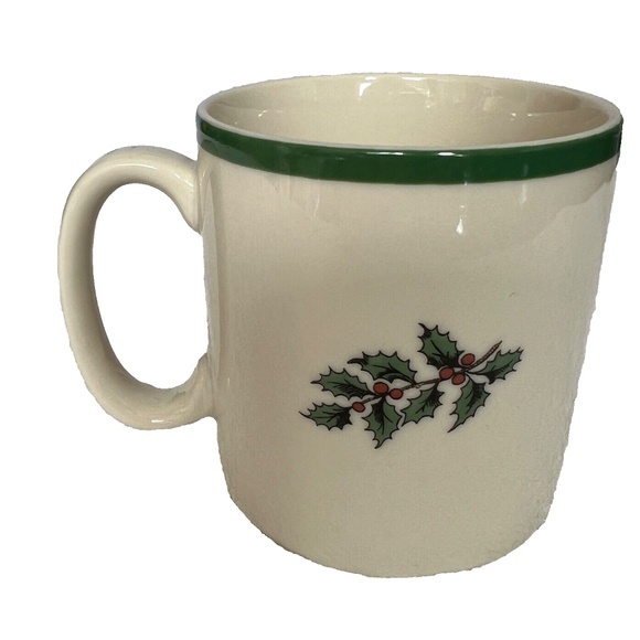 Spoke Christmas Tree Mug Cream Green Ring Holds 8 oz - Picture 2 of 5